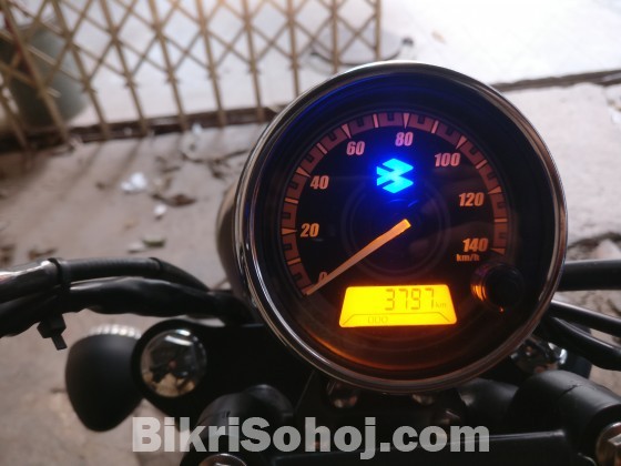 Bajaj Avenger 150 Street